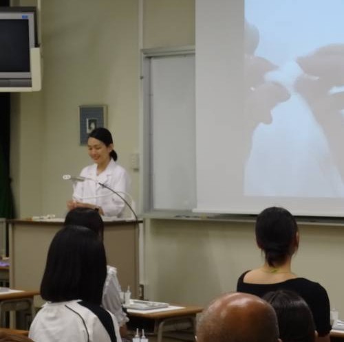 教員による説明